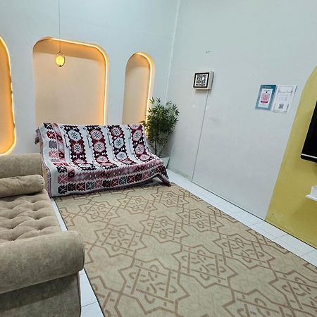 Ruwa Homestay Джитра Екстериор снимка